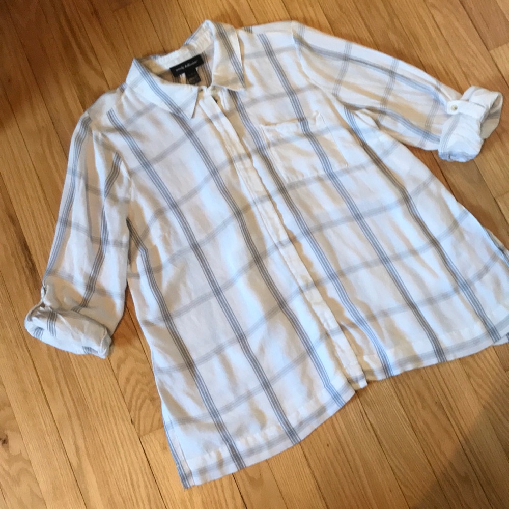 Maternity Top by Wendy Bellissimo